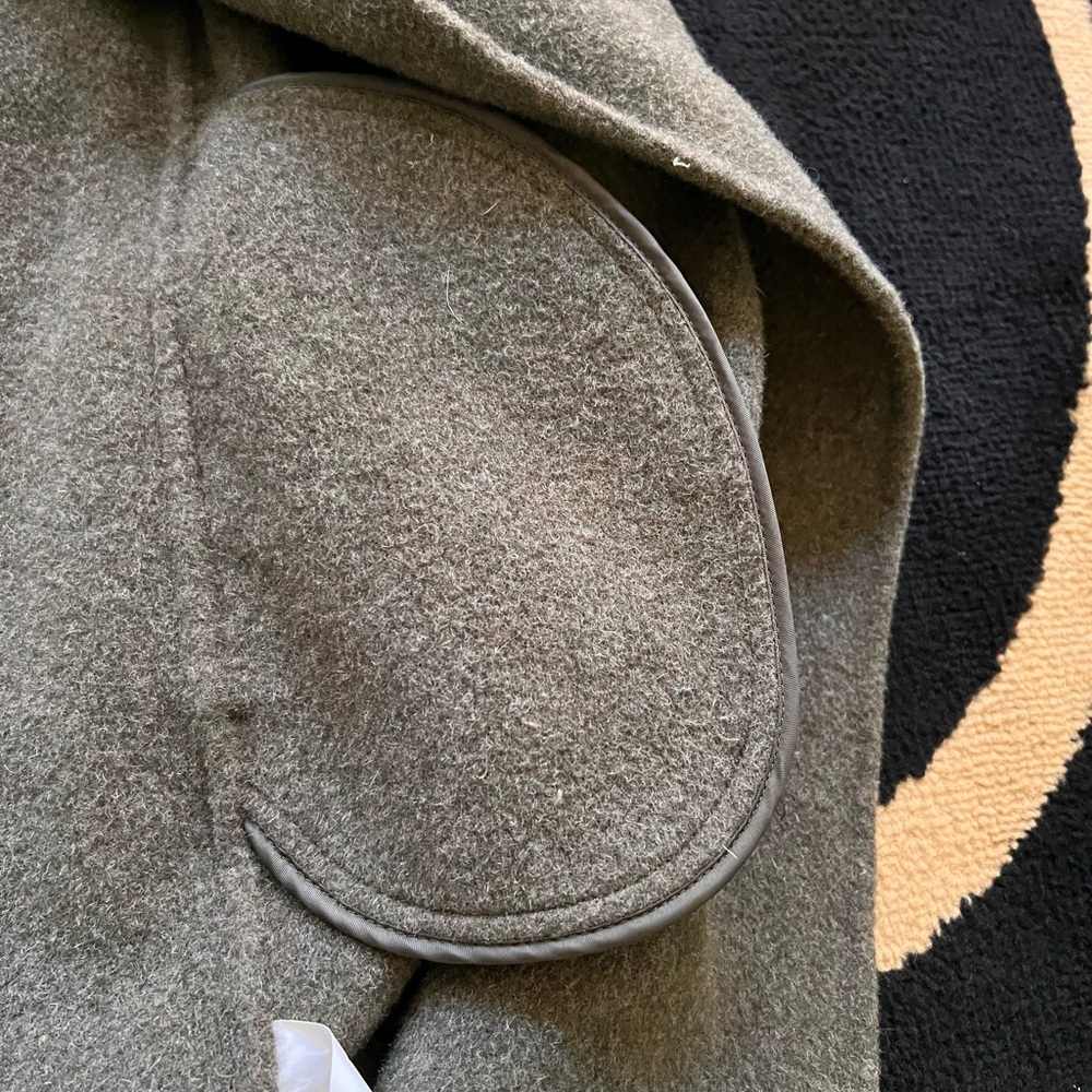Pre-loved Wool Coat - Picture 9 of 11